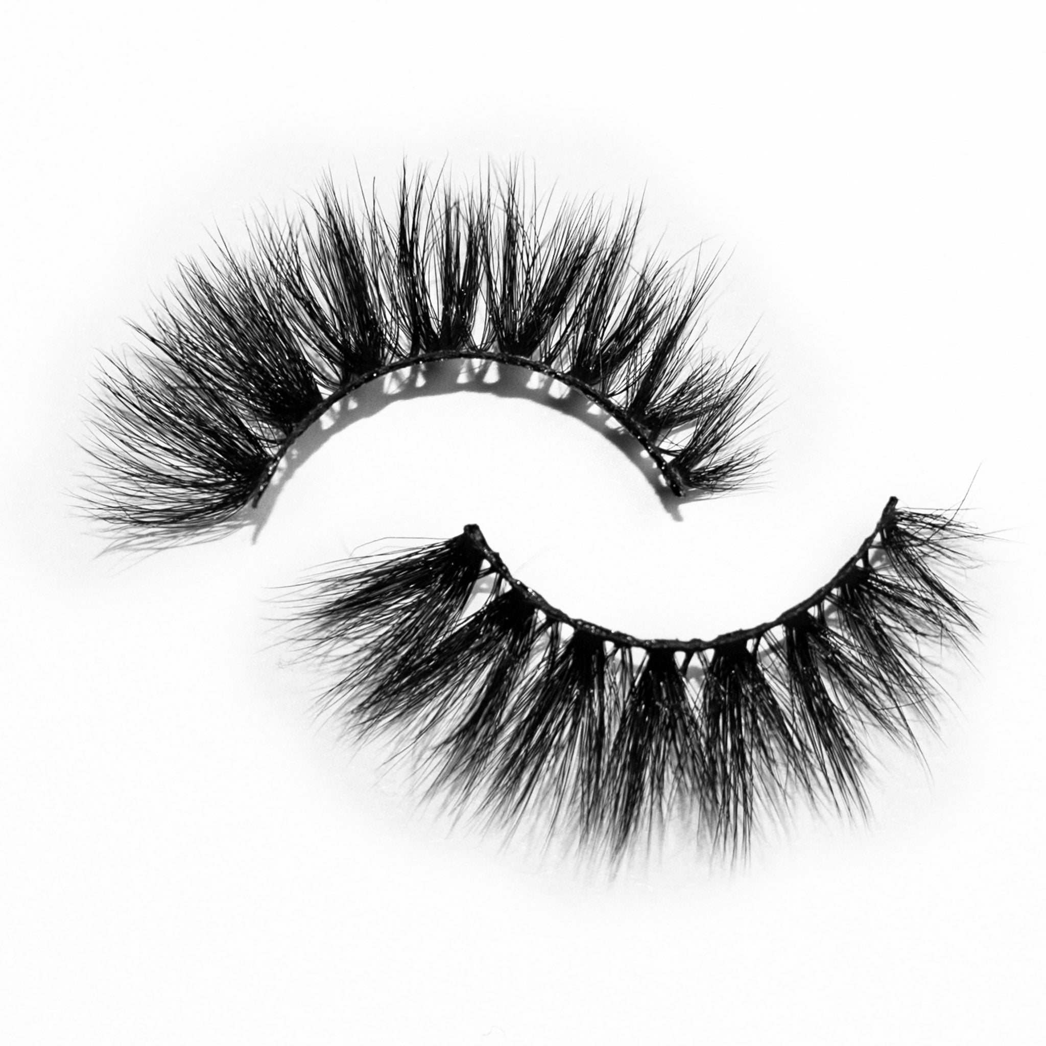 Chula Beauty Traviesa Lashes