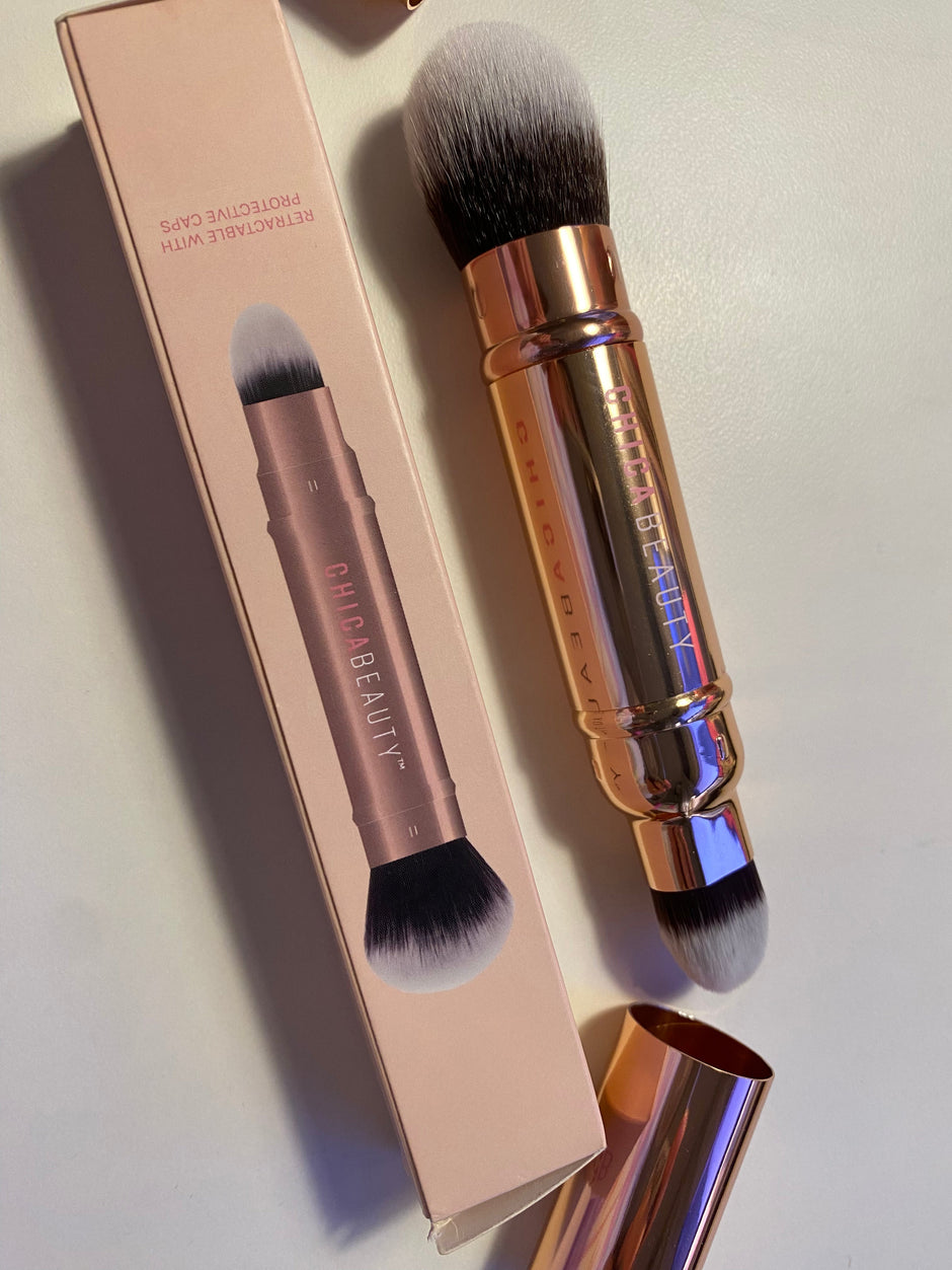 Chica Beauty Dual-Ended Retractable Complexion Brush